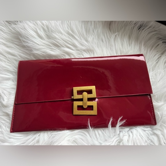 Handbags - Elegant Burgundy Clutch with Gold Accent